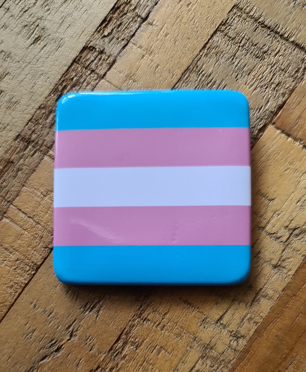 LGBTQ - Vierkante trans badge 5 x 5 cm (LGBTQIA+, pride, love, LHBTI+, LHBTIQA+, gay, trans, bi, lesbo, homo)