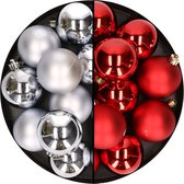 24x stuks kunststof kerstballen mix van zilver en rood 6 cm - Kerstversiering