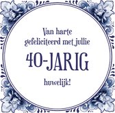 Tegeltje met Tekst Van harte gefeliciteerd met jullie 40 jarig huwelijk! 40 jaar Getrouwd Felicitatie Bruiloft Cadeau - Echt Keramiek - Spreuken - 15 x 15 cm + Compleet met Luxe Cadeau Verpakking & Hanger