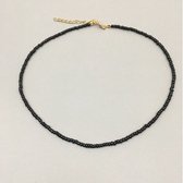 Nosy Two | Kralenketting zwart | Kralenketting uni | Kralenketting dames | Kralenkettingen | Choker uni kralen