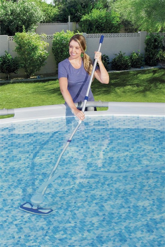 Nauwkeurigheid Likeur verwerken Flowclear Aquaclean reinigingsset voor bovengrondse zwembaden | bol.com