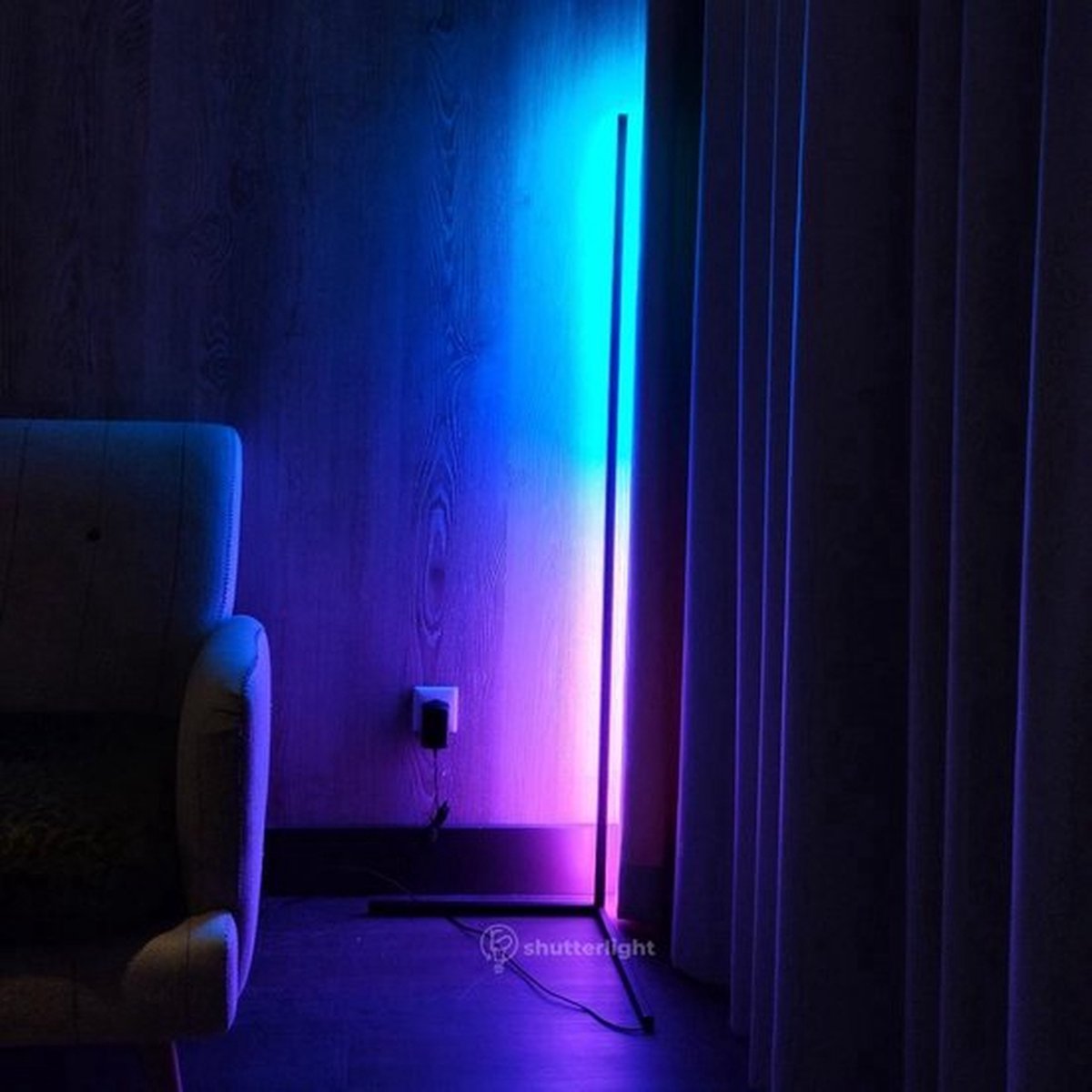 Shutterlight® LED Vloerlamp - RGB LED - Afstandsbediening - 140 cm - Zwart