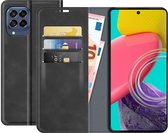 Samsung Galaxy M53 Bookcase hoesje - Just in Case - Effen Zwart - Kunstleer