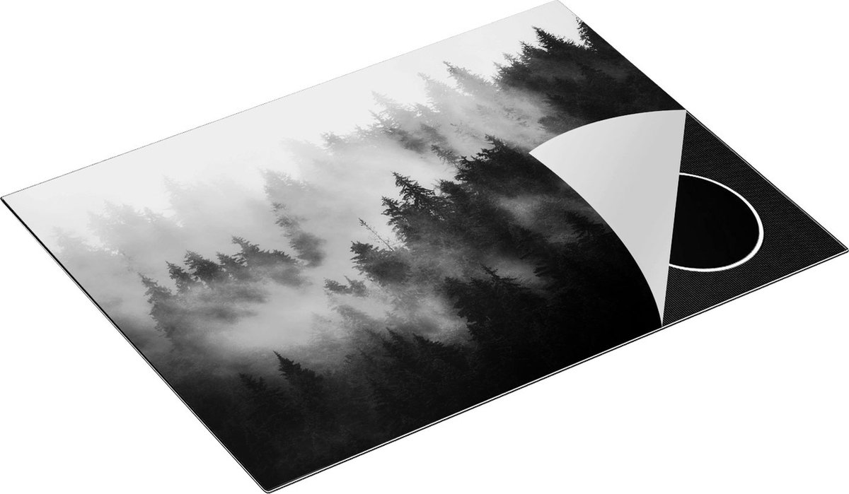 Chefcare Inductie Beschermer Bos met Bomen in de Mist - Zwart Wit - 70x50 cm - Afdekplaat Inductie - Kookplaat Beschermer - Inductie Mat