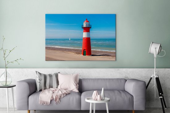 Canvas schilderij 140x90 cm - Wanddecoratie Rood met witte vuurtoren op het strand van Westkapelle in Zeeland, Nederland - Muurdecoratie woonkamer - Slaapkamer decoratie - Kamer accessoires - Schilderijen
