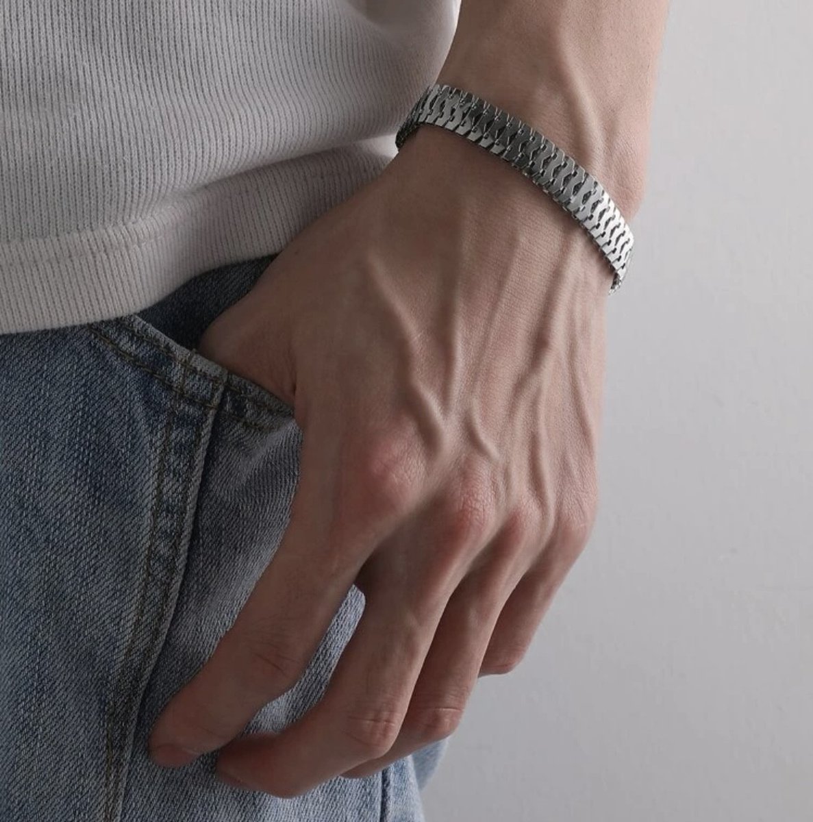 Cuban Link Heren Armband |Chain | Zilver Kleurig |6 mm | Mannen Armband | Armbanden | Mannen Cadeautjes | Cadeau voor Man | Armband Mannen | Armband Heren | Heren Armband | Valentijn | Valentijnscadeau