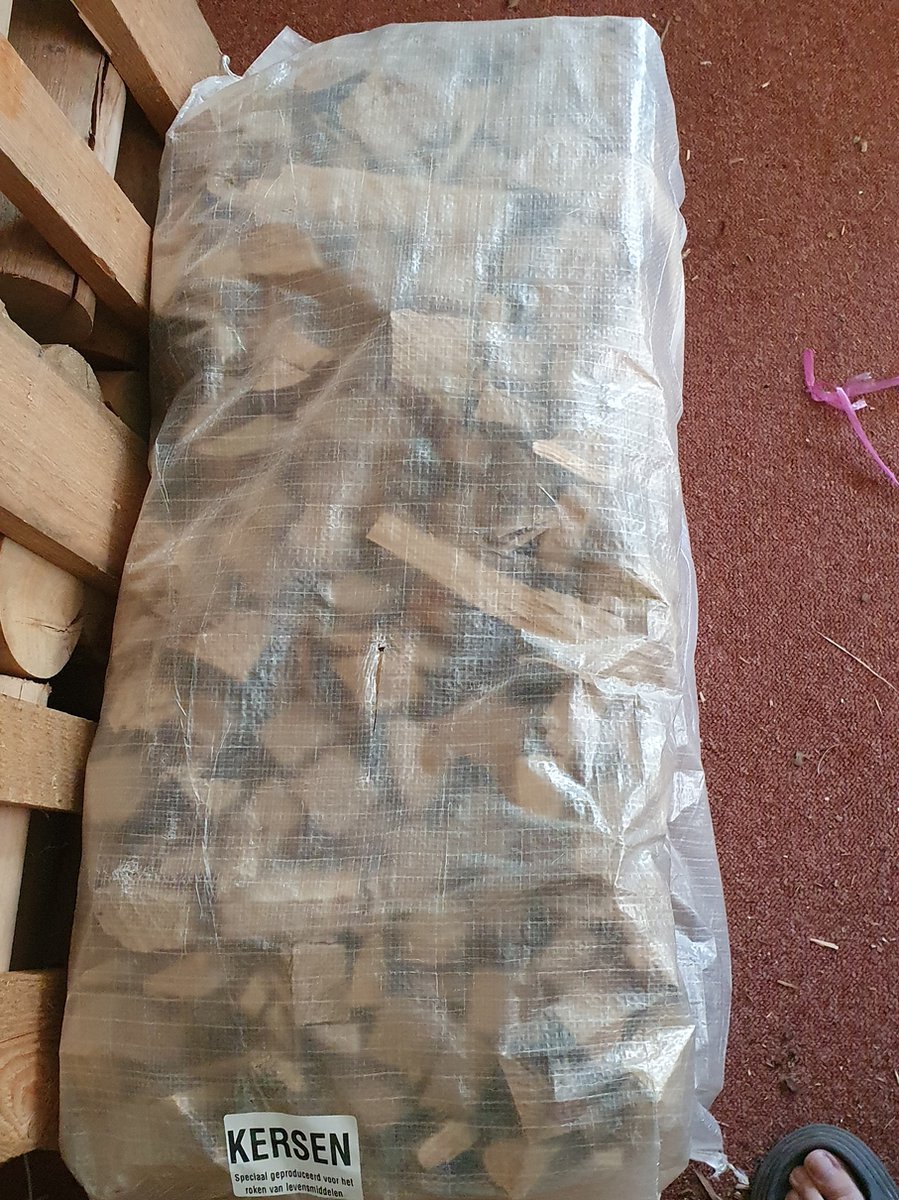 Kersen braai / rookhout 15kg en circa 25 cm lang