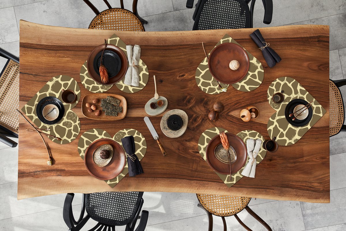 Onderleggers - Placemats - Placemats hartje - Patroon - Giraf - Vacht - 6 stuks