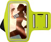 Sportarmband - Geschikt voor Samsung Galaxy S22 hoesje - Sportband - Hardloop armband telefoon - Sport armband - Hardloop telefoonhouder - Geel