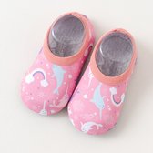 Zwemschoentjes - Waterschoentjes - Strandschoentjes - Anti-slipzool van Baby-Slofje maat XL ( 17,5 cm) - Roze vis en regenboog