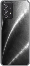 Geschikt voor Samsung Galaxy A53 5G hoesje - Metaal print - Zilver - Zwart - Wit - Siliconen Telefoonhoesje