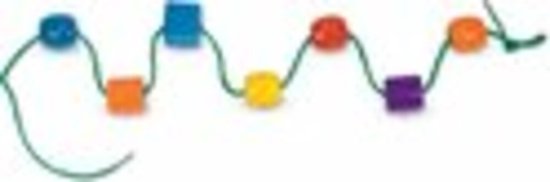 Thumbnail van een extra afbeelding van het spel Melissa & Doug Rijgkralen in primaire kleuren - ontwikkelingsspeelgoed - Problemen oplossen - Montessori Speelgoed - Houten kralen voor kinderen - 3+ jaar - Cadeau voor jongens en meisjes