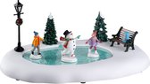 Lemax - Frosty Goes Ice Skating, B/o (4.5v) - Kersthuisjes & Kerstdorpen