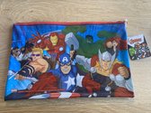 Avengers Etui  - Avengers - Cadeau - Jongens - Toilettas - Verjaardag - Feestje - Jongens - De Hulk -Iron man - Captain America - Black Widow - Thor - Hawkeye - Marvel - Vakantie -