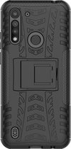 Mobigear Hoesje geschikt voor Motorola Moto G8 Power Lite Telefoonhoesje Hardcase | Mobigear Tire Backcover Shockproof met Standaard | Schokbestendig Moto G8 Power Lite Telefoonhoesje | Anti Shock Proof - Zwart