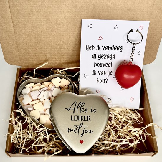 Sleutelhanger met hart en Snoepblikje | set van 2 | Valentijn Cadeau |... | bol.com