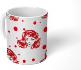 Mok - Koffiemok - Vrouw - Rood - Stippen - Patronen - Mokken - 350 ML - Beker - Koffiemokken - Theemok