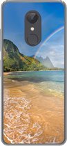 Geschikt voor Xiaomi Redmi 5 hoesje - Een mooie regenboog bij Tunnels Beach op Hawaii - Siliconen Telefoonhoesje
