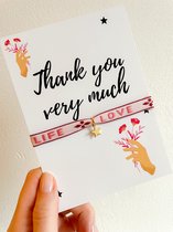 Wenskaart met sieraad - Thank you bedankt kaartje - Verstelbaar armbandje roze Love life ster goud - Verkleurt niet - In cadeauverpakking - Snel in huis