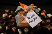 Chocolade cadeau - Doosje Belgische pralines "Ik hou van jou" 500 gr - Ambachtelijk vervaardigde bonbons - Chocolade geschenkset