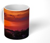 Mok - Uitzicht van de zonsondergang in het Nationaal park Serengeti in Tanzania - 350 ML - Beker - Uitdeelcadeautjes