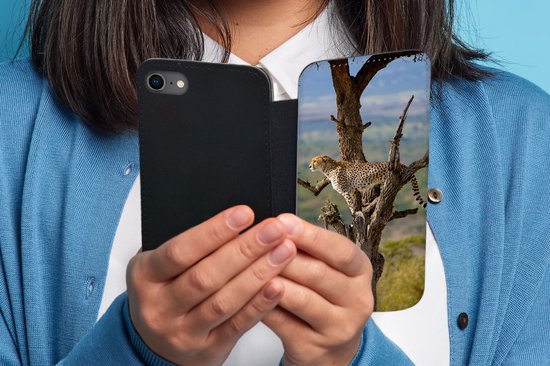 Bookcase pour téléphone iPhone SE 2020 Bookcase - Léopard - Arbre - Animal - Avec poches - Étui portefeuille avec fermeture magnétique