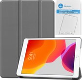 Tablet hoes & 2-Pack Screenprotector geschikt voor iPad 2021 / 2020 / 2019 - 10.2 Inch - Auto Wake/Sleep functie - Grijs