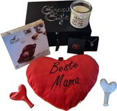 GreatGift®- Geschenkset in Luxe Giftbox - Moederdag - Cadeau - Liefde - Giftbox - Chocolade Bonbons - Geurkaars - Liefdes ketting -Voor Mama