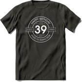 39th Happy Birthday T-shirt | Vintage 1983 Aged to Perfection | 39 jaar verjaardag cadeau | Grappig feest shirt Heren – Dames – Unisex kleding | - Donker Grijs - S