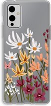 Case Company® - OnePlus 9 hoesje - Painted wildflowers - Soft Cover Telefoonhoesje - Bescherming aan alle Kanten en Schermrand