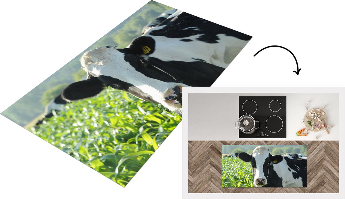 KitchenYeah Keukenloper - Loper keuken - Koe - Gras - Berg - Dieren - 120x60 cm - Keukenloper vinyl Multicolor