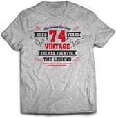 74 Jaar Legend - Feest kado T-Shirt Heren / Dames - Antraciet Grijs / Rood - Perfect Verjaardag Cadeau Shirt - grappige Spreuken, Zinnen en Teksten. Maat XL