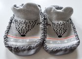 Schattige babyslofjes- Slofsokken - Sloffen grijs - 6-12 maanden