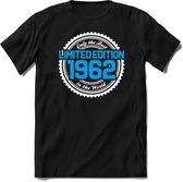 1962 Limited Edition | Feest Kado T-Shirt Heren - Dames | Wit - Blauw | Perfect Verjaardag Cadeau Shirt | Grappige Spreuken - Zinnen - Teksten | Maat XXL