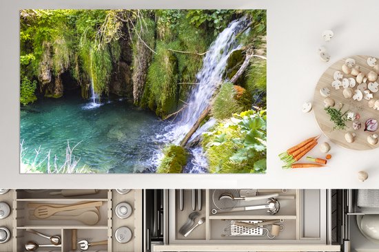 KitchenYeah® Inductie beschermer 78x52 cm - Waterval in het Nationaal park Plitvicemeren in Kroatië - Kookplaataccessoires - Afdekplaat voor kookplaat - Inductiebeschermer - Inductiemat - Inductieplaat mat