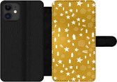 Bookcase Geschikt voor iPhone 12 Pro Max telefoonhoesje - Kerst - Feest - Goud - Met vakjes - Wallet case met magneetsluiting