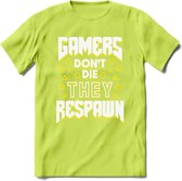 Gamers don't die T-shirt | Geel | Gaming kleding | Grappig game verjaardag cadeau shirt Heren – Dames – Unisex | - Groen - M