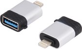 USB A naar Lightning Adapter - Aluminium Design - USB 3.0 A (Female) naar Apple Lightning (Male)  - Geschikt voor iPhone & iPad - USB Stick - Muis - Toetsenbord - Met Sleutelhanger - Zilver