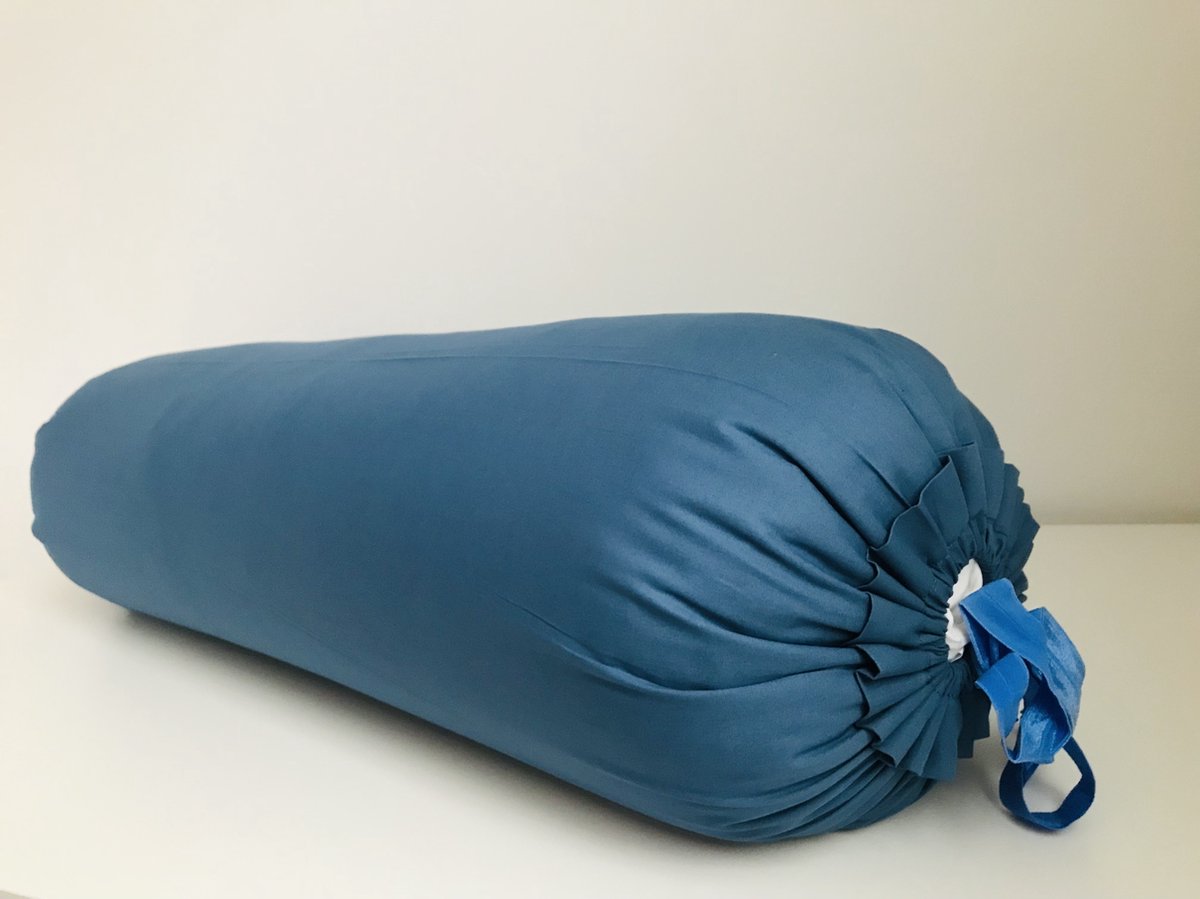 Gustiana® Guling - Rolkussen - Sluimerrol Kapok - met wasbare sloop - L85 x B35 x ø20 cm - Staalblauw