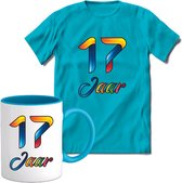 17 Jaar Vrolijke Verjaadag T-shirt met mok giftset Blauw | Verjaardag cadeau pakket set | Grappig feest shirt Heren – Dames – Unisex kleding | Koffie en thee mok | Maat L