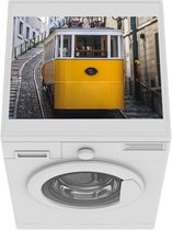 Wasmachine beschermer mat - Een tram zit vast aan de Lavra kabelbaan in Lissabon - Breedte 55 cm x hoogte 45 cm