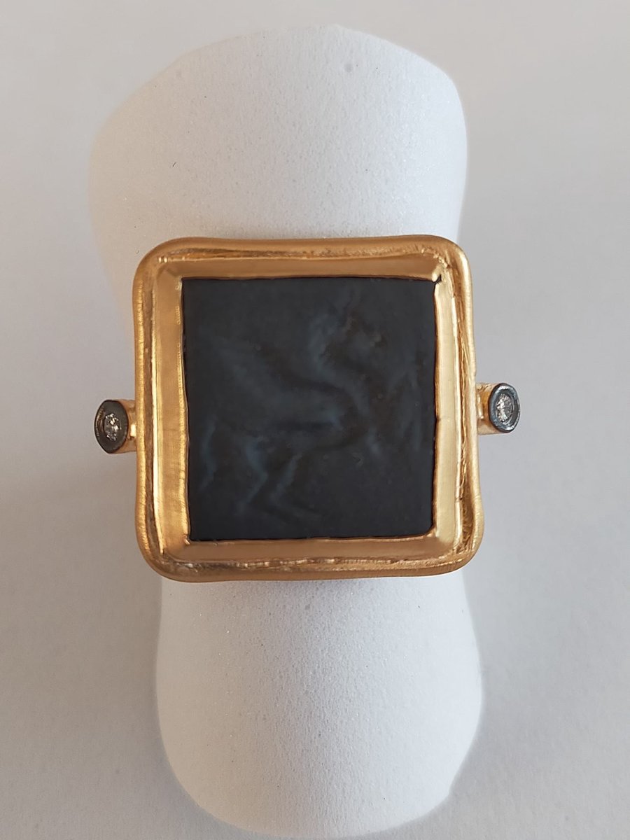 Icon - Black Jade ring - sieraden - 24 karaat goud
