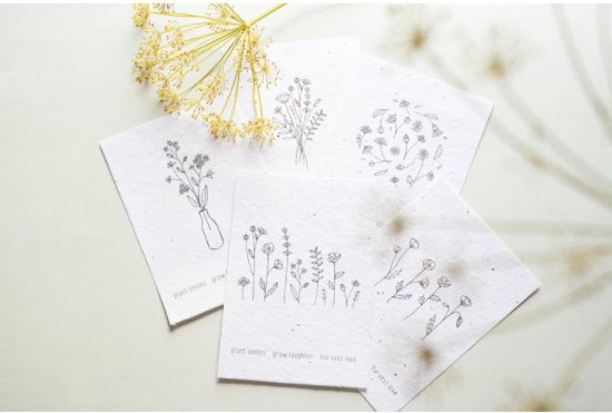 Wenskaart | Groeipapier Met Blije Bijenmix Zaadjes | Veldbloemen | Met zaadjes erin | Verassing | Bloemenkaart | Cadeau voor hem & haar |