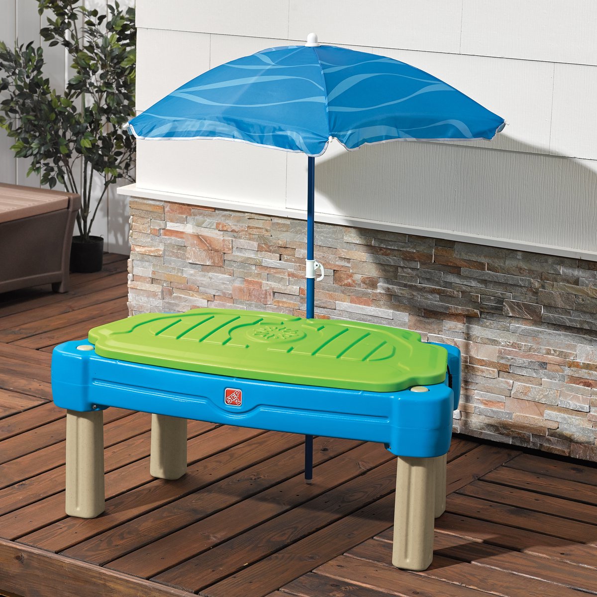 Step2 Cascading Cove Zand & Watertafel - Met Deksel, Parasol & 6 Accessoires - Activiteitentafel / Zandtafel met deksel voor de tuin / buiten - Waterspeelgoed voor kinderen — afbeelding 9