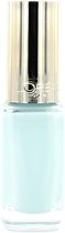 L'Oréal Paris Color Riche Le Vernis - 853 Menthe Glace - Blauw - Nagellak