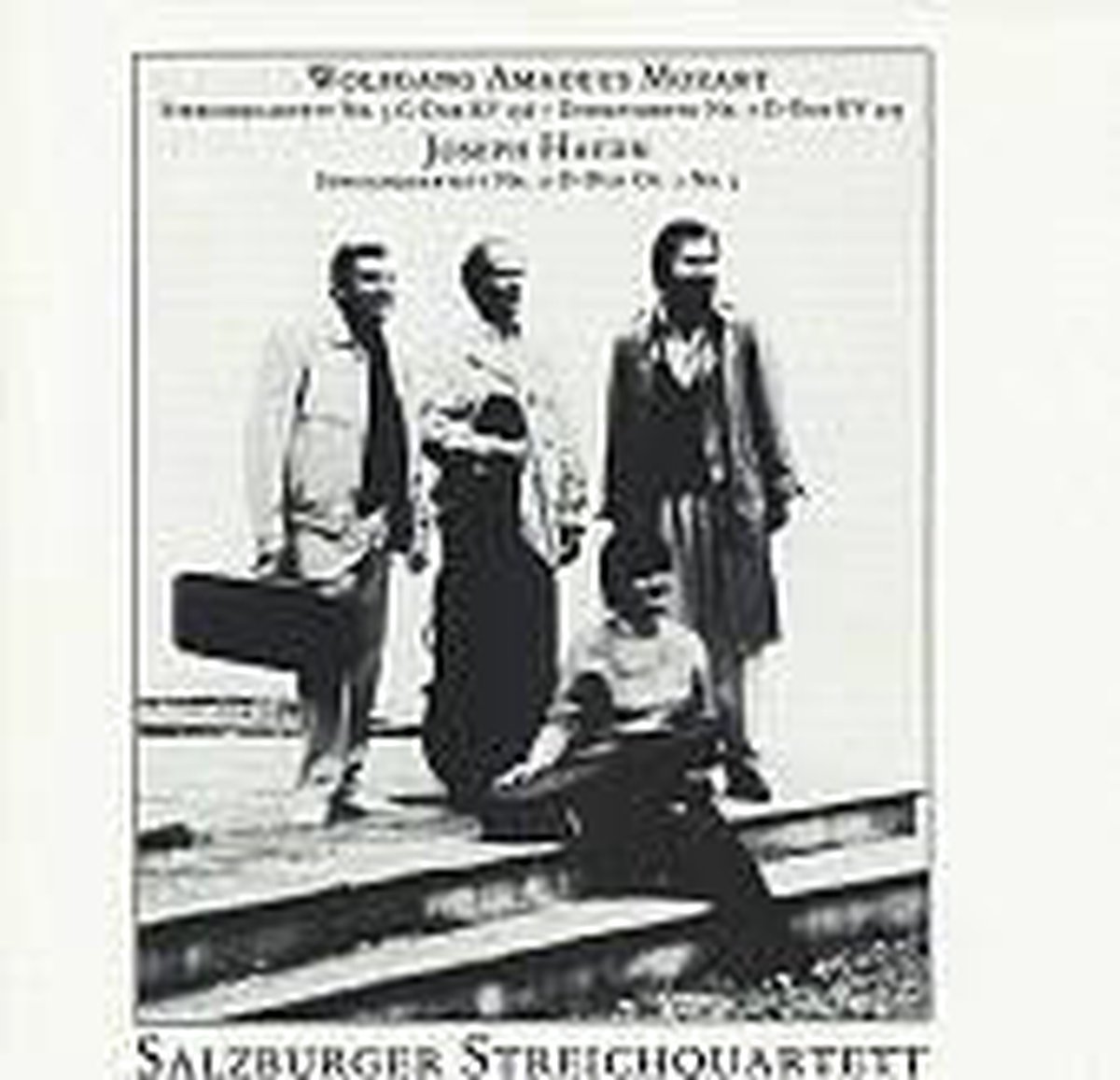 Mozart, Haydn: String Quartets / Salzburger Streichquartett