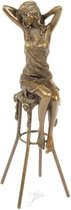 Beeld brons - Lady on barchair - goudkleurig gepatineerd - 25,5 cm hoog