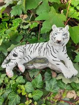 Tijger beeld witte tijger liggend hand painted MayerChess 11.5x21x17 cm