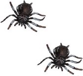 Set van 2x stuks enge nep spinnen Sebastiaan 13 cm - Enge Halloween/Horror decoratie beestje/dieren