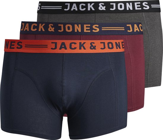 Drie Jack & Jones boxershorts in donkerblauw, bordeauxrood en grijs, met contrasterende taillebanden.